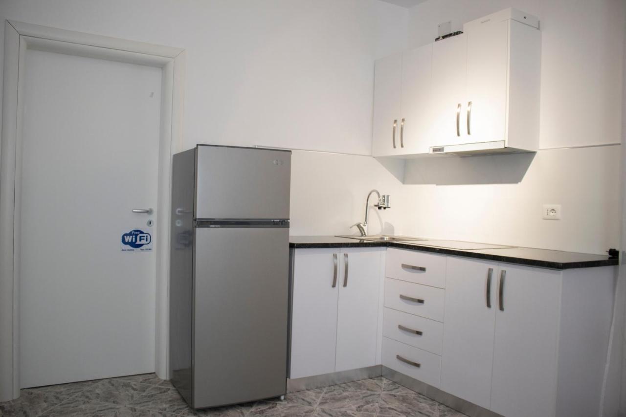 Vila Shehaj Luxury Vlore Exterior photo