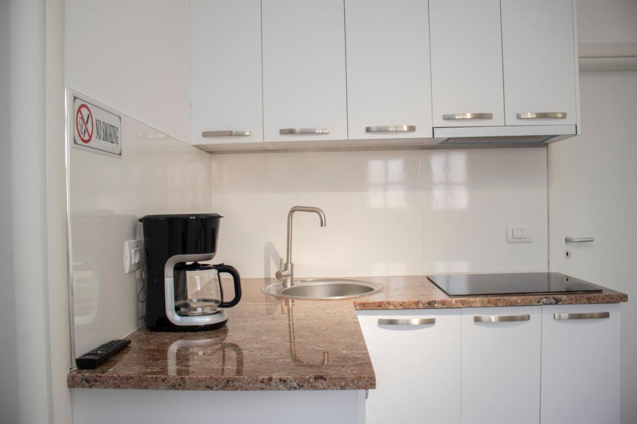 Vila Shehaj Luxury Vlore Exterior photo